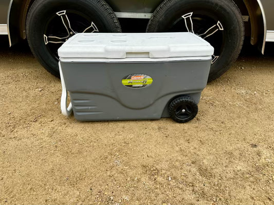 50 Quart Coleman Rolling Cooler